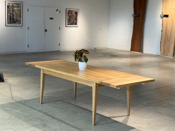 Waverly Dining Table (with extensions)